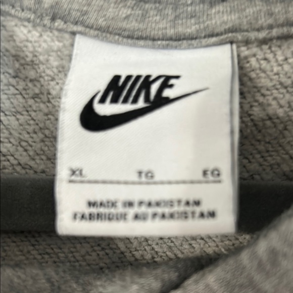 Nike Gray Pullover Hoodie Sweatshirt - Picture 2 of 7